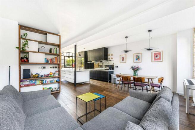 Reception/Kitchen