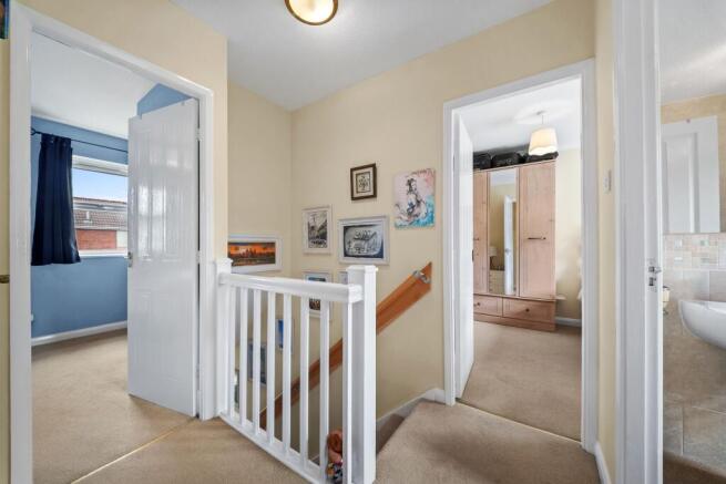 3 bed Detached for sale Image 12