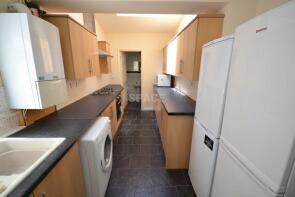 12, Bishops Road, Reading RG6 1NP