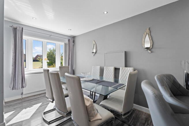 3 bed Detached Bungalow for sale Image 6