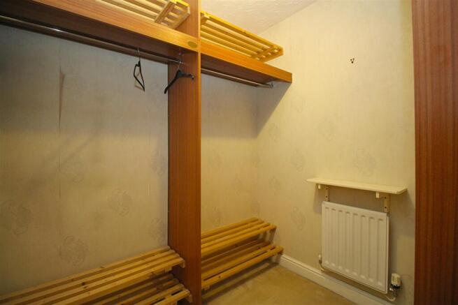 Master Bedroom Walk-