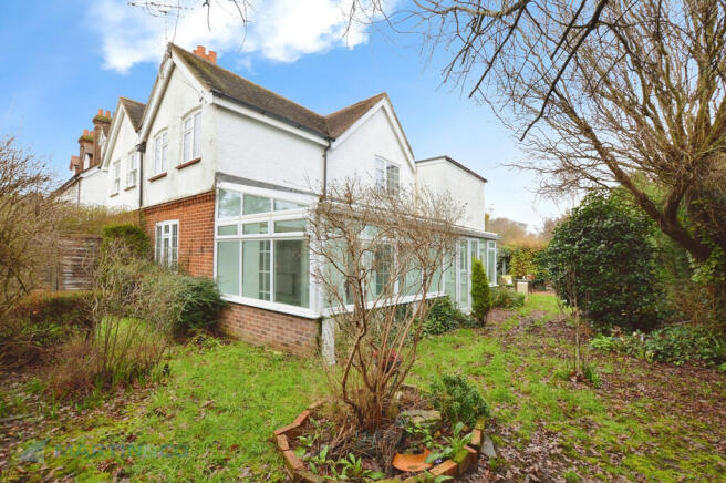 ce0c7d34-House 20...