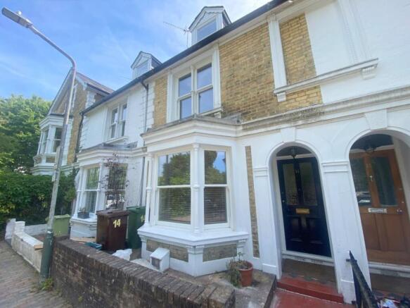 3 Bed Unfurnished Terraced