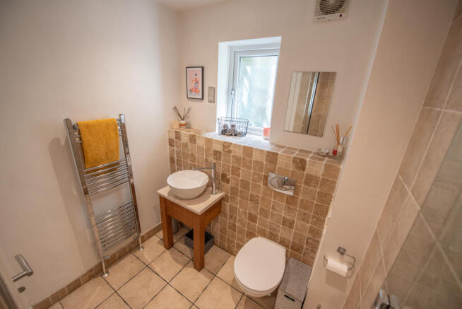 4 bed Town House for sale Image 8