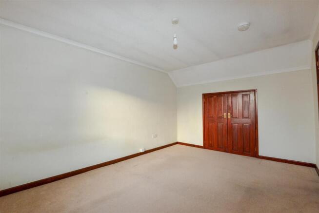 Bedroom1 2.jpg
