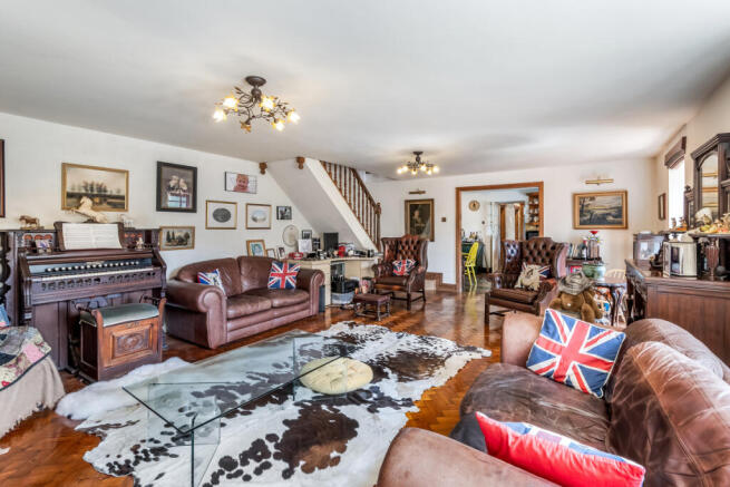 3 bed Detached for sale Image 12