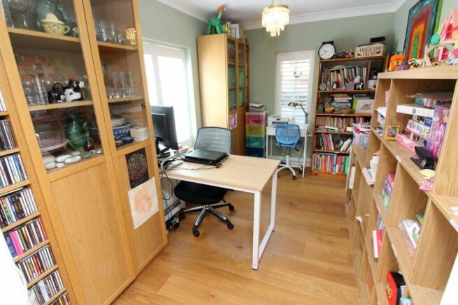 Photo 6