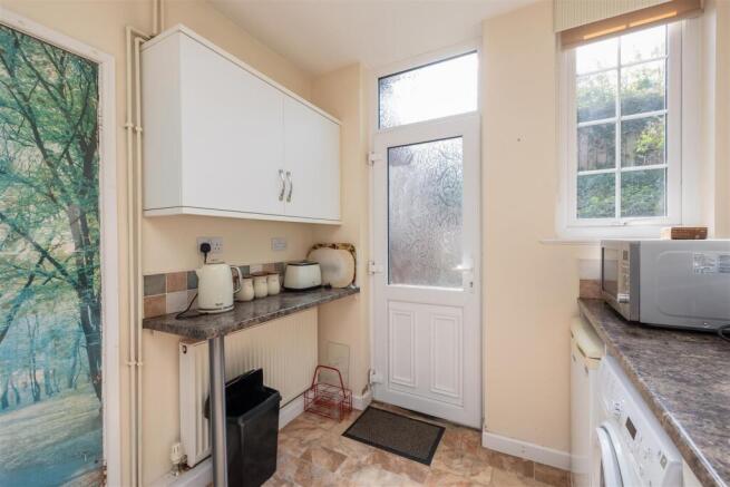 3 bed Detached Bungalow for sale Image 11