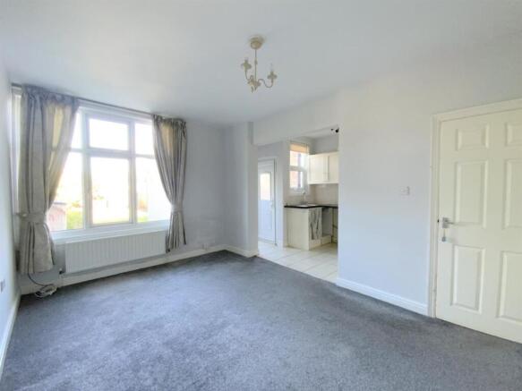 Chapman Road, Cleethorpes photo 5