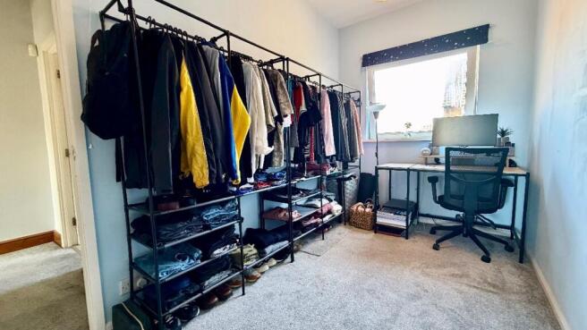 2 bed Terraced to rent Image 11