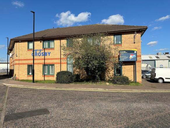 Photo Main (High Quality)