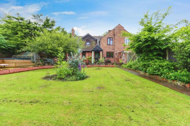 Landscaped  Gardens