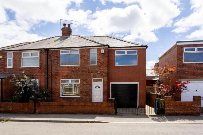 2_Westwood_Terrace6.jpg