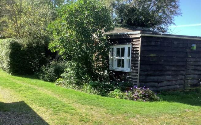 TH - Outbuilding 2.jpg