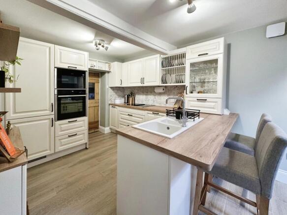 Breakfast/Kitchen