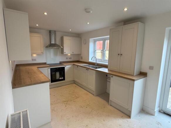 Plot 300 kitchen 1.jpeg