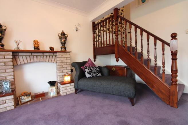 FEATURE STAIRCASE