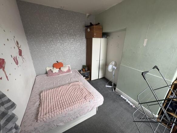 3 bed Terraced for sale Image 9