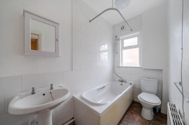 3 bed Terraced for sale Image 7