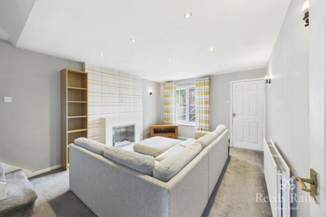 2 bed End of Terrace to rent Image 5
