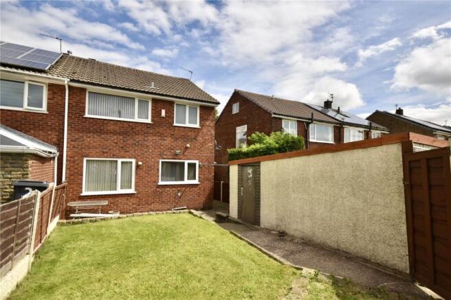 3 bed Semi-Detached for sale Image 9