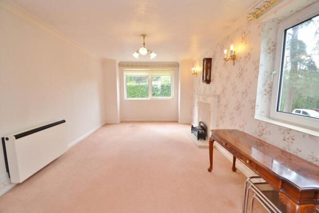 Sitting/Dining Room