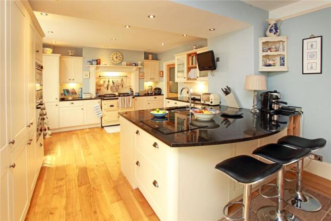 Kitchen/Breakfast Rm