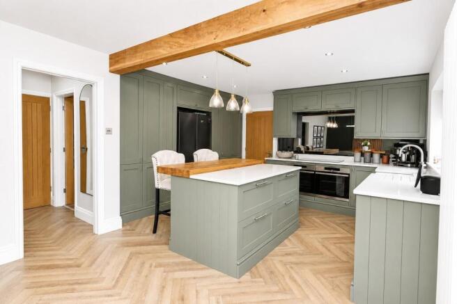 Kitchen / Dining room hub