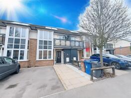 6, Griffiths Road, Purfleet-on-thames RM19 1AR