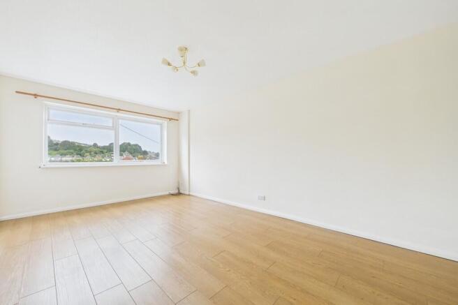 CAM01085G0-PR0629...