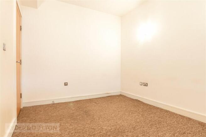 1 bed Apartment for sale Image 8