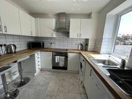 6, Bramwell Court, Teams, Gateshead NE8 2SB