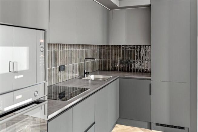 2 bed Apartment for sale Image 5