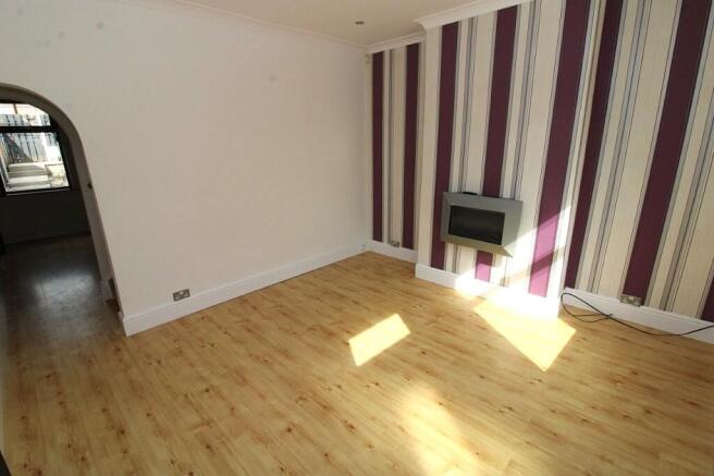 2 bed Terraced for sale Image 5