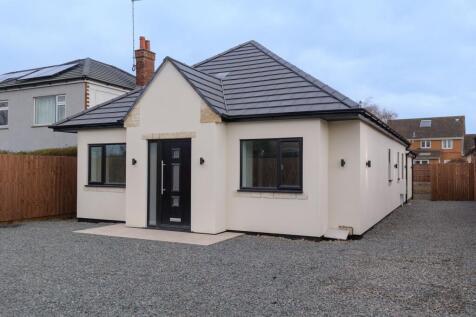 London Road, Yaxley, PE7