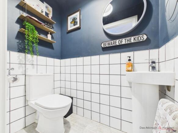 3 bed Semi-Detached for sale Image 10
