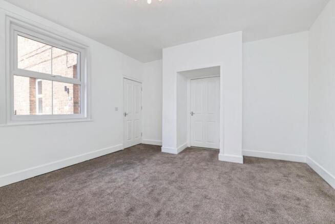 3 bed House to rent Image 4
