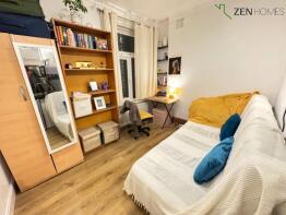 1, Rathcoole Gardens, Hornsey, London N8 9ND
