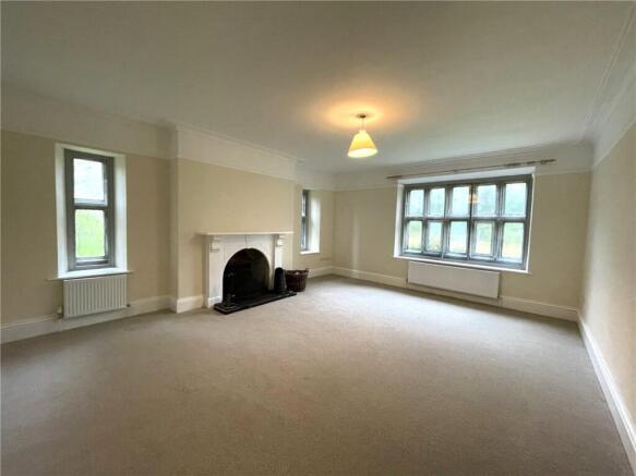 2 bed Semi-Detached to rent Image 5