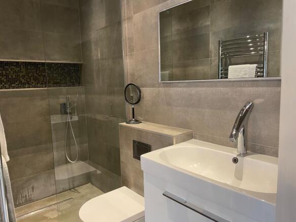 Ensuite