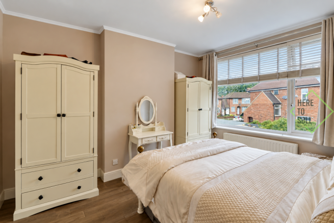 Inverness Avenue, Enfield, EN1 3NX-principle bedro