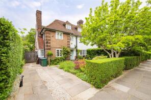 41, Meadway, Golders Green, London NW11 7AX