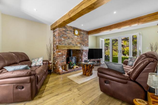 3 Chestnut Close (Norton)-24