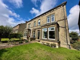 18, Savile Park, Halifax HX1 3EA