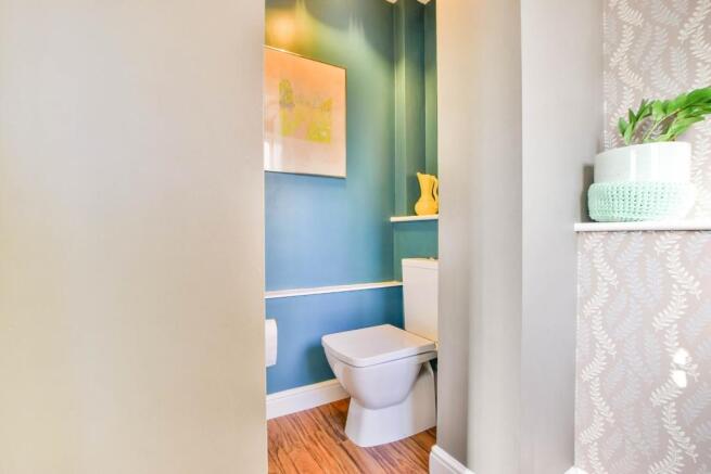 Cloakroom / WC