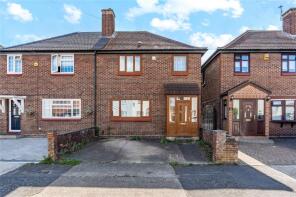 62, Thorntons Farm Avenue, Rush Green, Romford RM7 0TU