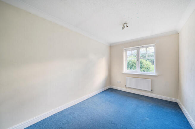 4 bed Detached for sale Image 10