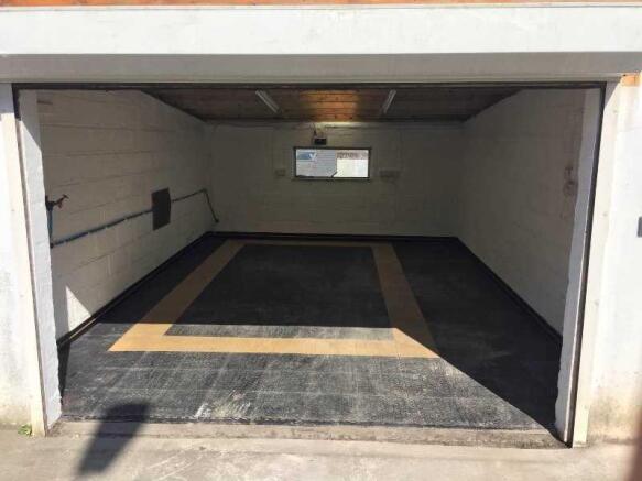 DETACHED GARAGE