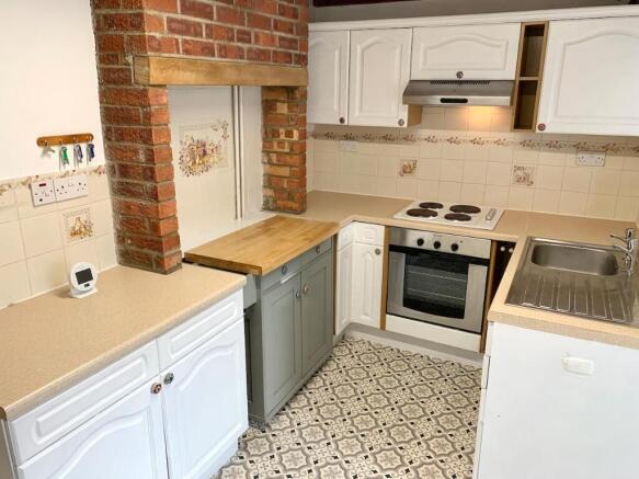 2 bed Cottage for sale Image 7