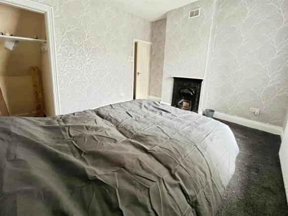 4 bed Terraced for sale Image 8